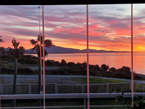 Casares del Mar Apartment | Captivating 2-Bed Apartment First Line Beach