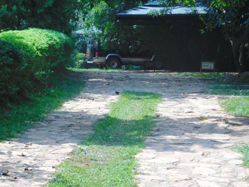 Kampala House | Captivating 2-Bed Cottage in Kampala