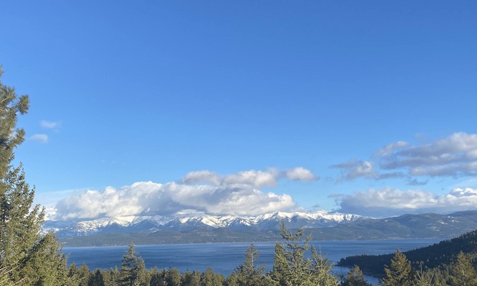Lakeside House | Captivating Flathead Lake Views 6 bd 3.5 bath