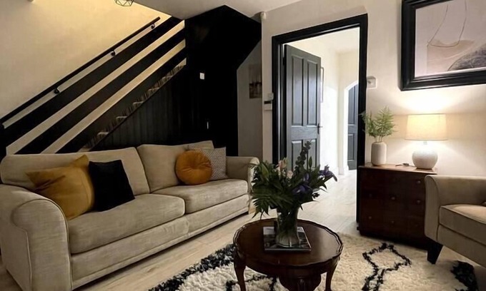 Bangor House | Captivating House in Bangor, Northern Ireland