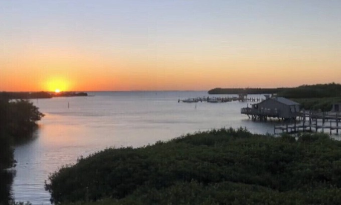 Safety Harbor Club House | CaptiVista! Your dream waterfront escape! Rustic luxury with unbelievable views!