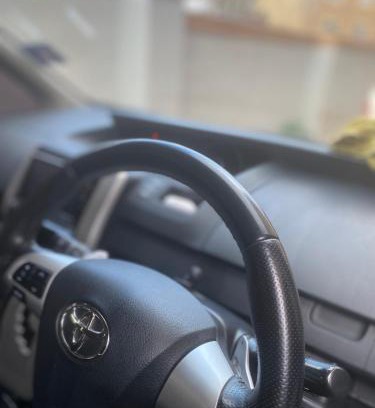 Central Kampala Boat Rental | Car Hire Airport