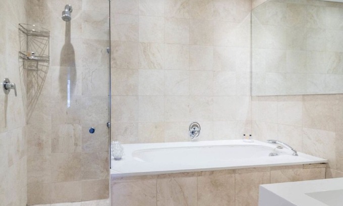 Victoria and Alfred Waterfront Apartment | Carradale Luxury 3 Bedroom Apartment