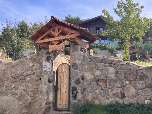 Hoyos del Espino Ski Chalet | Cara norte de Gredos