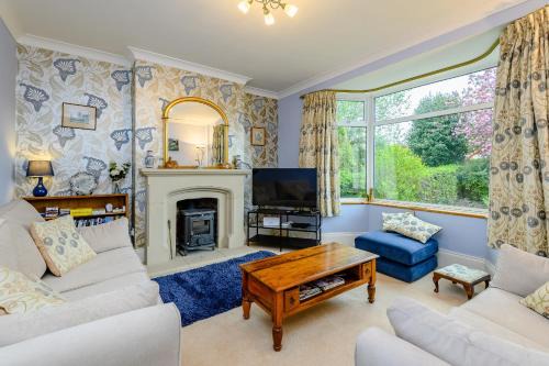 Tidenham House | Caradoc