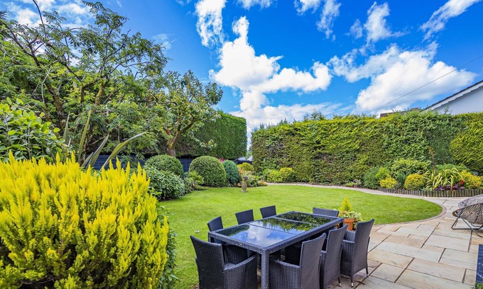 Cyncoed House | Cardiff Luxury House
