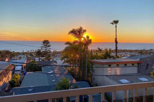 Cardiff-by-the-Sea Apartment | Cardiff Retreat with Game Room and Deck, Near Beach