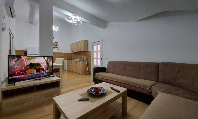 Zeljeznica House | Cardonem