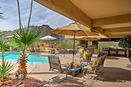Carefree House | Carefree Casita with Outdoor Pool and Mountain View!