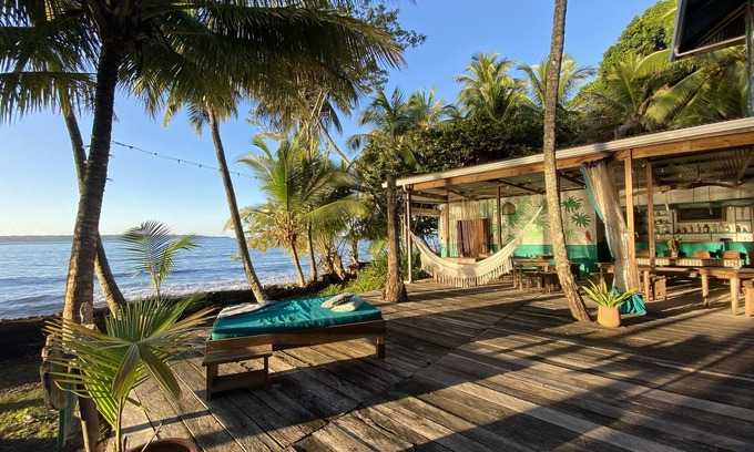 Isla Bastimentos Apartment | Caribbean Front, 5 bd Tropical Paradise In The Middle Of Bocas Best w/Pool