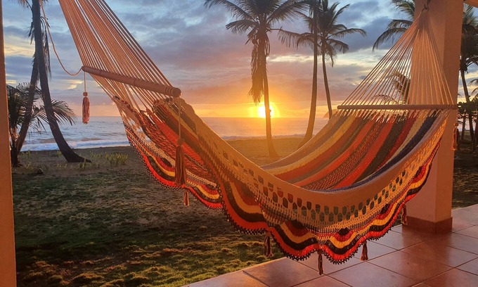 Palenque Cottage | Caribbean getaway: beach cottage just on the sand