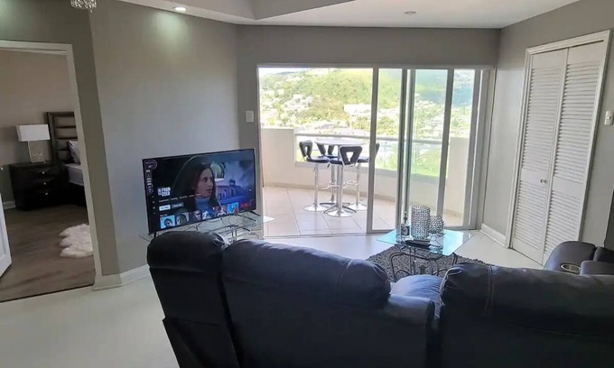 Cocorite Condo | Caribbean Getaway
