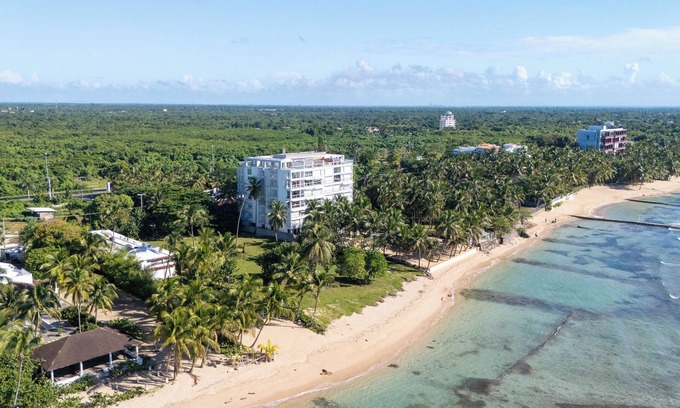 Juan Dolio - El Pueblo Apartment | Caribbean Heavenly Oasis, Beachfront Apartment