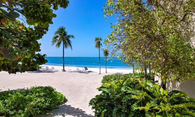 Rum Point House | Caribbean Vacation Family Private Beach House/Sunset/RumPoint/StarFish Point
