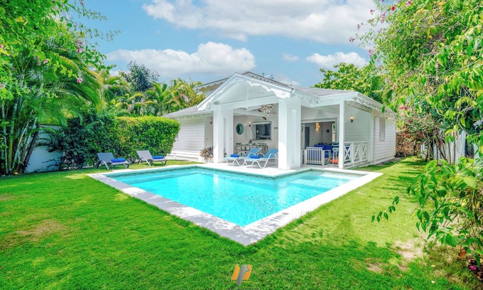 Las Terrenas House | Caribbean Villa/Private Jacuzzi Pool/200M Las Ballenas Beach/Free Wifi