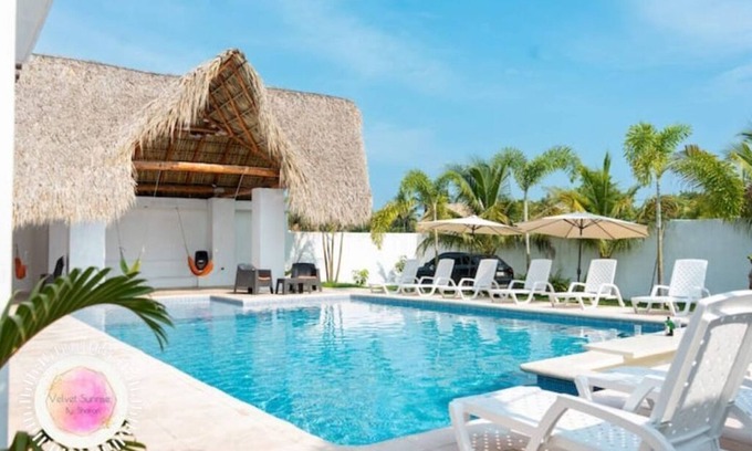 Monterrico Ski Chalet | Caribbean Village - Poolbar, Firepit, Grill