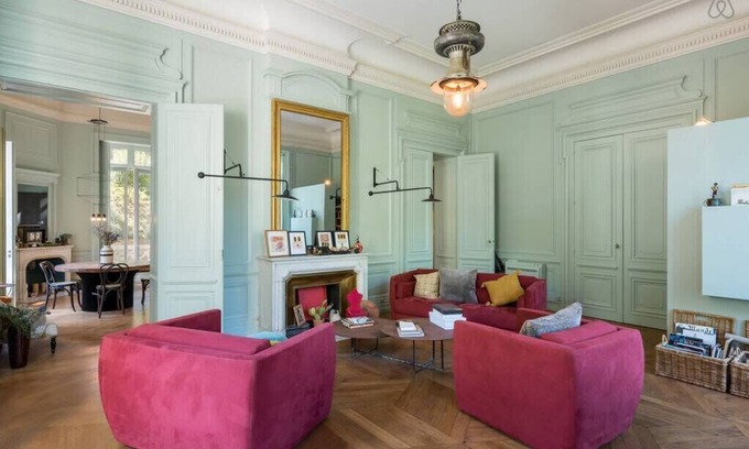 Lyon City Centre Villa | Carlotta - Magnificent old and charming mansion with a view