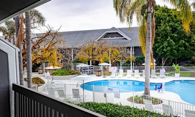 Carlsbad Hotel | Carlsbad By The Sea Hotel