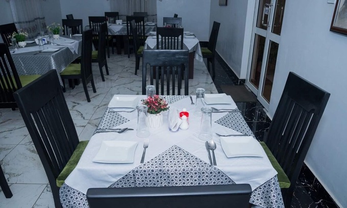 Festac Hotel | Carlton Gate Hotel Festac