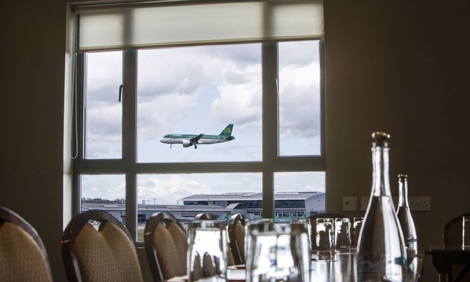 Turnapin Great Hotel | Carlton Hotel Dublin Airport Hotel
