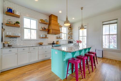 Eufaula House | Carlton Landing Home with Poolside Lake View!