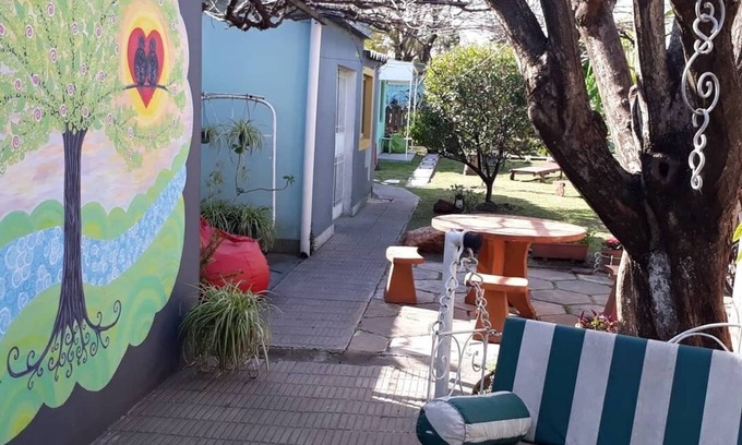 Carmelo Bed & Breakfast | Carmelo Hostel & Garden, estilo campestre con decoracion única.