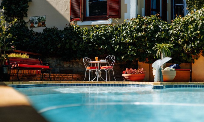 Mowbray House | Carmichael House Boutique Hotel