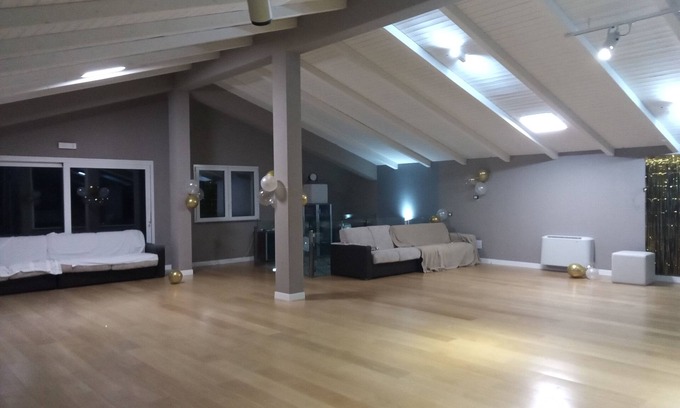Piana degli Albanesi Cottage | Carnival Parties