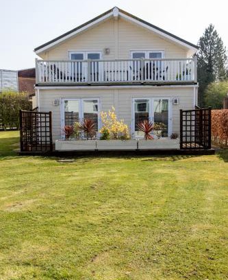 Wisbech Villa | Carnoustie Dreams