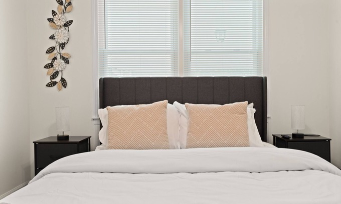 Paw Creek House | Carolina Blue Home 4 miles from CLT airport, 4 miles from Uptown