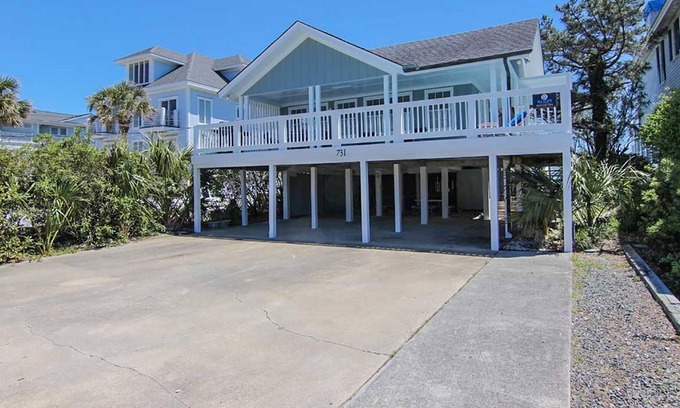 South End House | Carolina Breezy by Sea Scape Properties