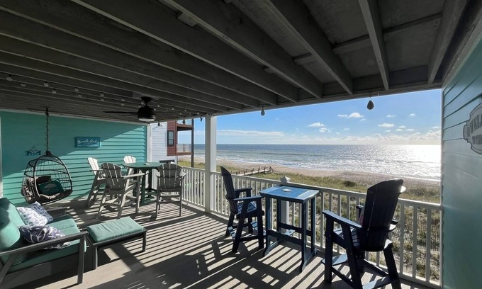 Wilmington Beach Condo | Carolina Oasis Oceanfront,Pool,Huge Shaded Deck 10+family seating&swing,linens