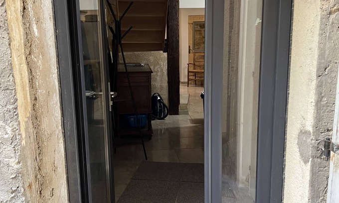 Caromb Apartment | Caromb apartment near Ventoux