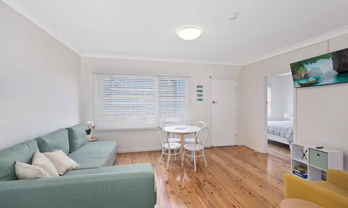 The Entrance Apartment | Carousel Apartment 5