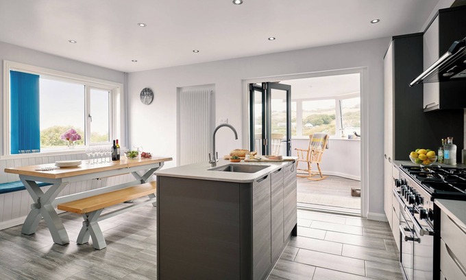 St Brides Cottage | CAROUSEL, pet friendly, country holiday cottage in Broad Haven