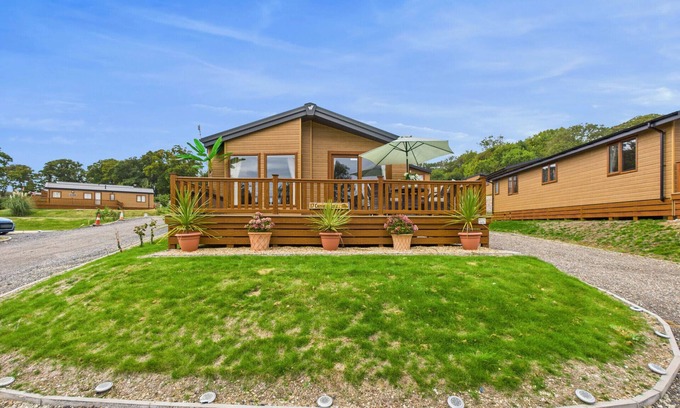 Ryde Ski Chalet | Carpenters Lodge, the perfect dog friendly retreat.