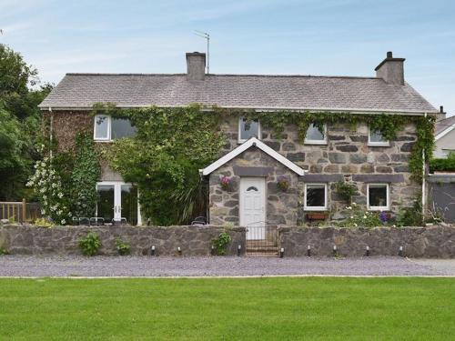 Gallt Y Foel House | Carreg Y Garth Isaf - Hot Tub Nr Zip World