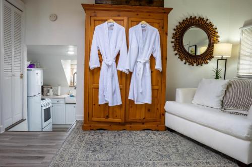 Frankfort Apartment | Carriage on Capital near Distilleries & Downtown