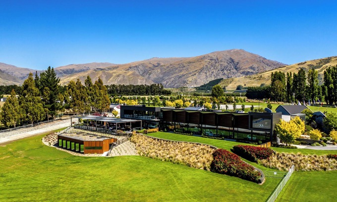 Lowburn Hotel | Carrick Lodge Motel