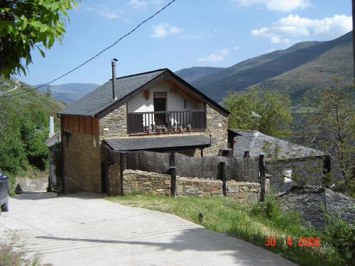 Odollo House | Carriles Romanos