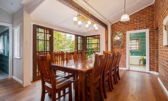 West Wallsend House | Carrington House A Gorgeous Regional Retreat