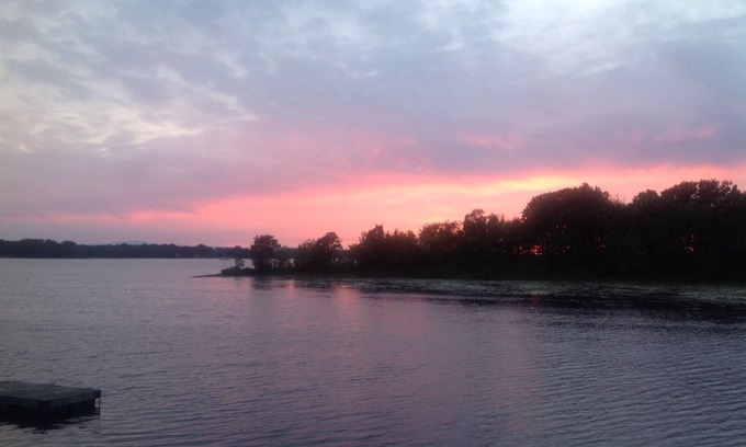 North Hero Cottage | Carry Bay Cozy Cottage-Lake Champlain Cabin 4