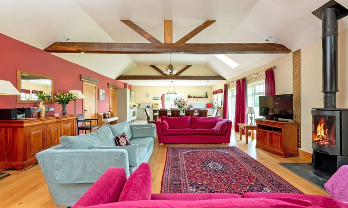Beverley Cottage | Cart House 4 bedrooms - sleeps 9 guests in 4 bedrooms