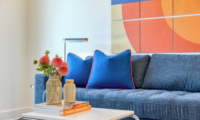 Historic Edgefield Apartment | Carter #203 by AvantStay | 1BR + Balcony