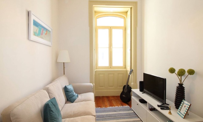 Figueira da Foz House | Casa 11 Cravos by LovelyStay