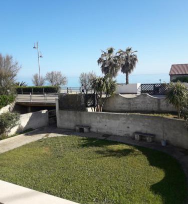 Fossacesia Marina Apartment | Casa a 20 metri dal mare!