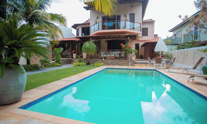 Itacoatiara Ski Chalet | Casa a 50m da Praia de Itacoatiara-Niteroi/RJ