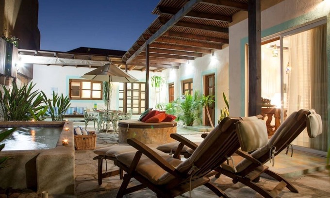 La Paz House | Casa Abuelita Summary