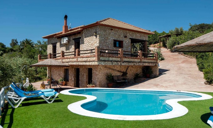 El Gastor Villa | Casa Acogedora - Two Bedroom Villa, Sleeps 4