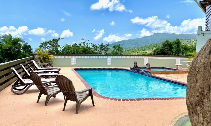 Guzman Abajo House | Casa Adalia del Yunque W/Private Pool + River Swimming Hole